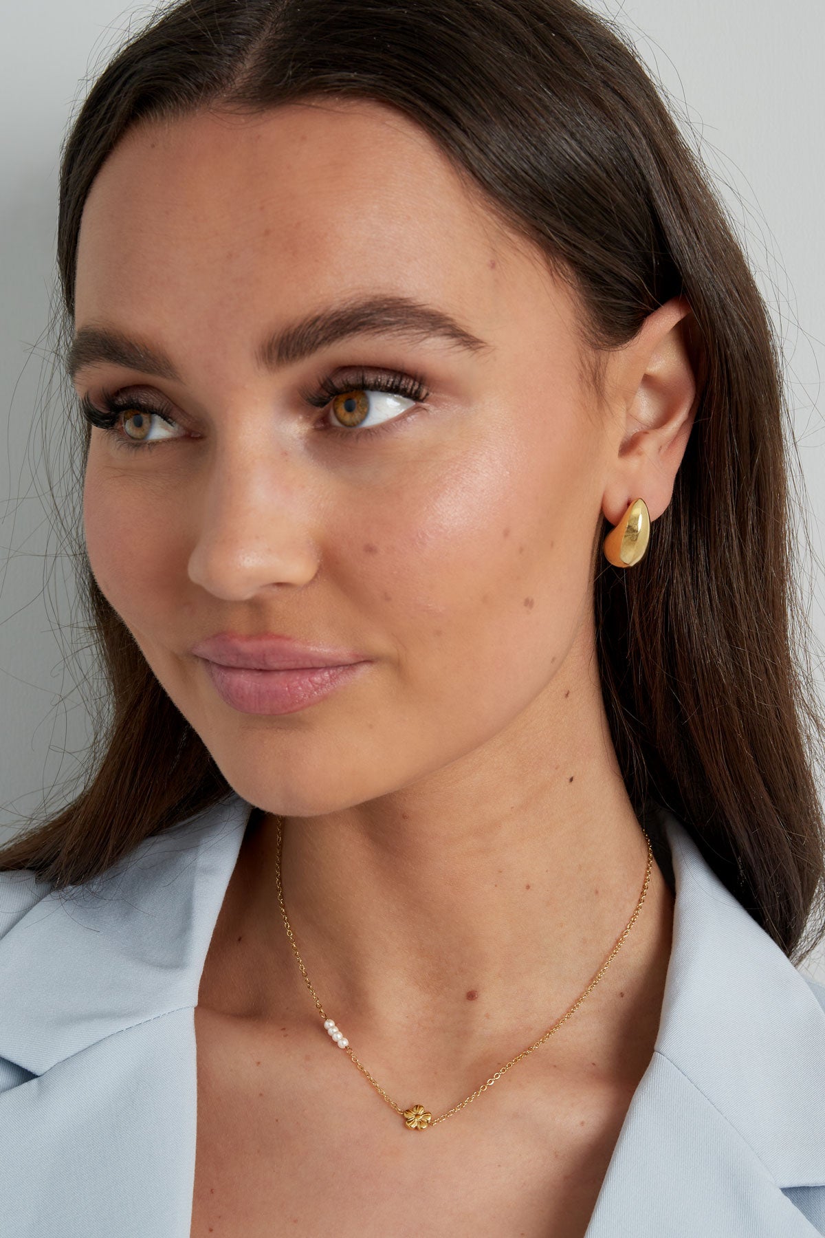 Flower Pearl Necklace