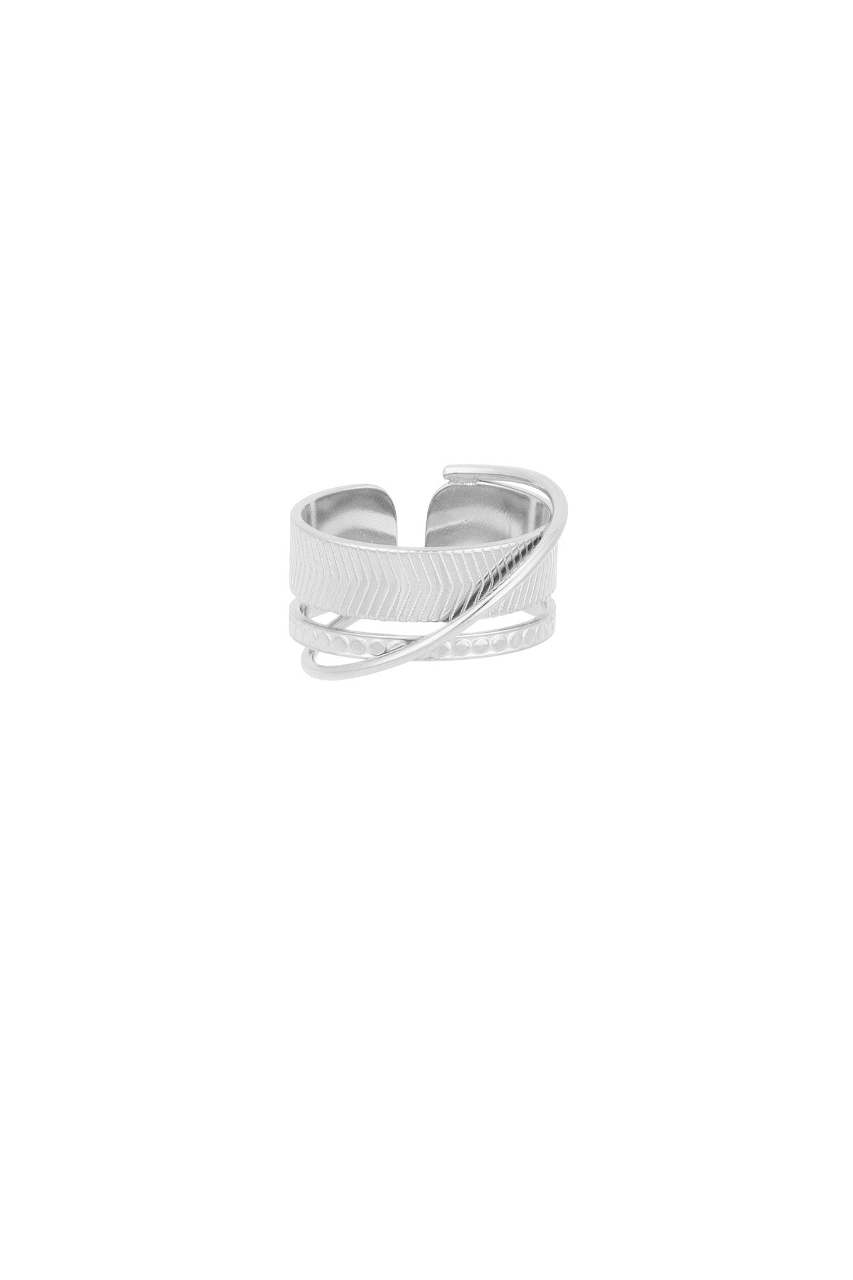 Charm Kiss Ring