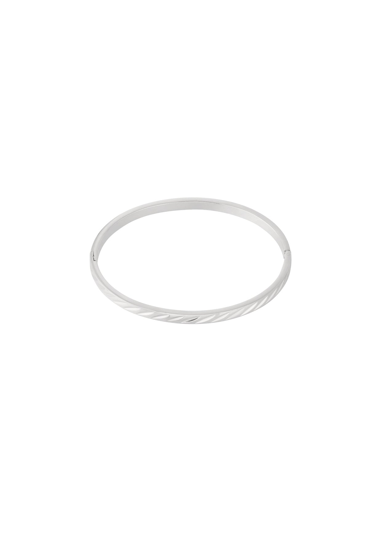 Elara Bangle Bracelet 